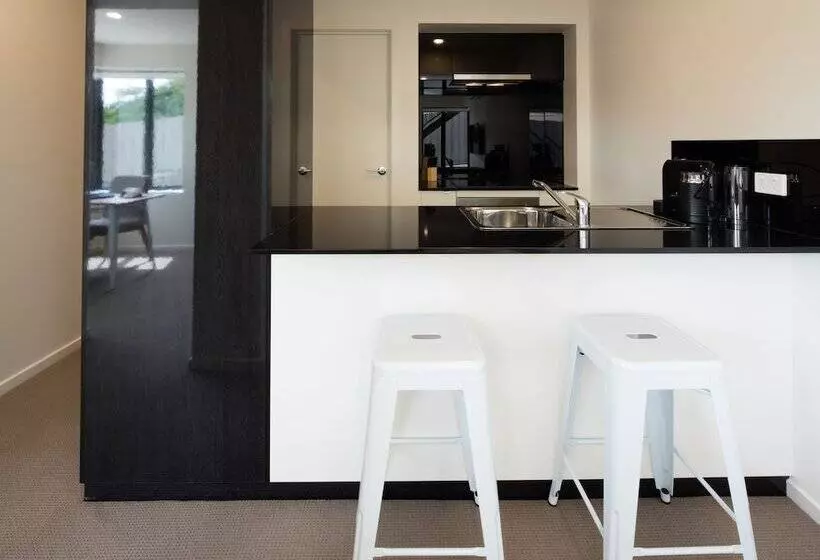 110 Hampden Apartments