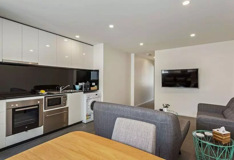 110 Hampden Apartments