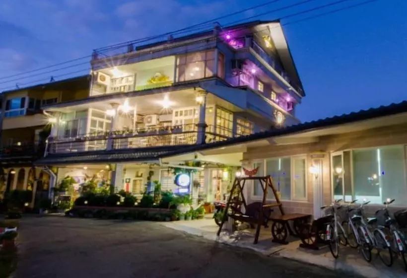 تختخواب و صبحانه 宜蘭莫內花園城堡