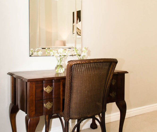 مبيت وإفطار The Islander Knysna Guesthouse