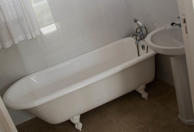 مبيت وإفطار The Islander Knysna Guesthouse