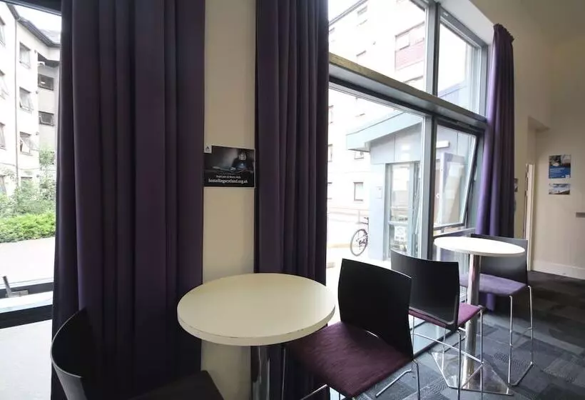 Edinburgh Metro Youth Hostel