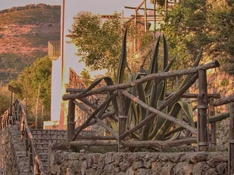 ホテル Agriturismo Casa Scola