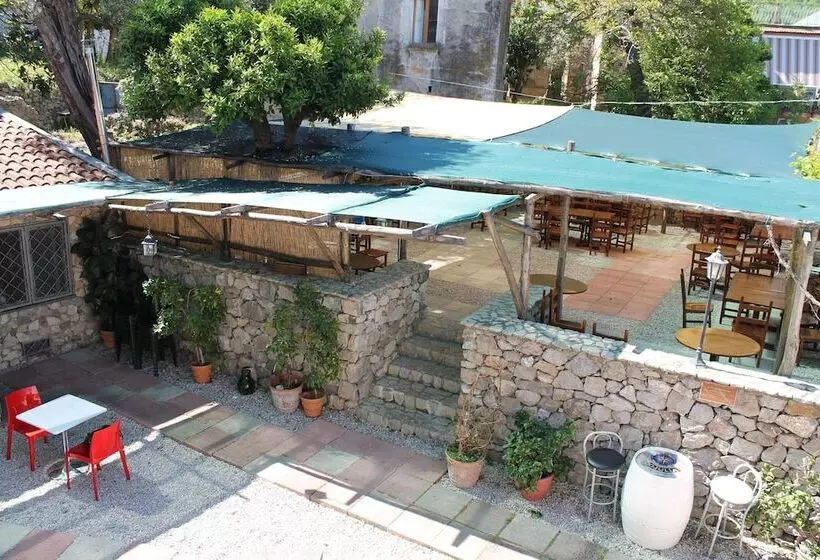 ホテル Agriturismo Casa Scola