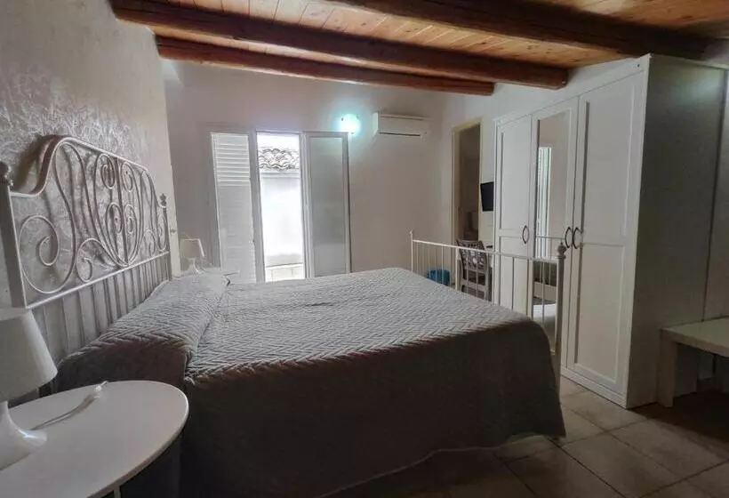 Hotelli B&b Del Carmine