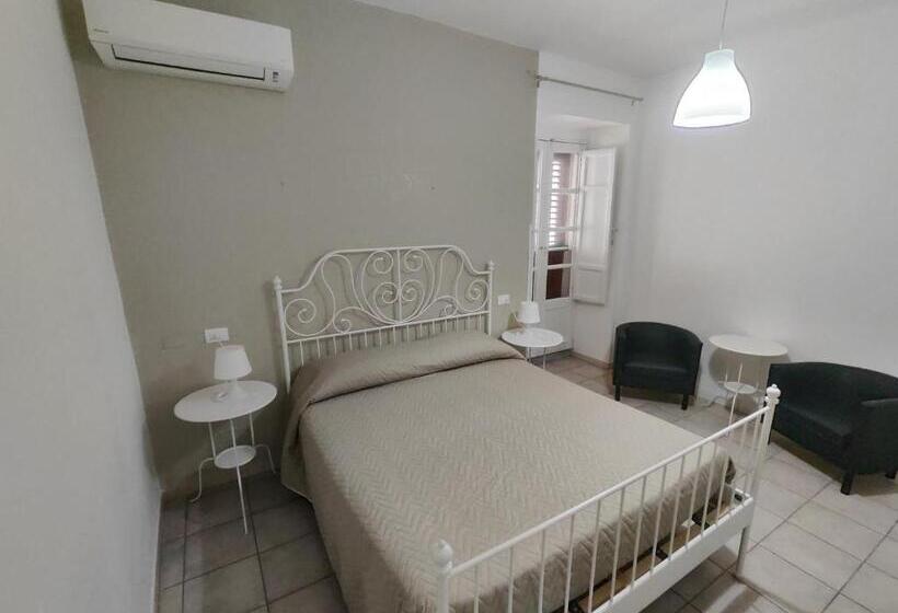 ホテル B&b Del Carmine