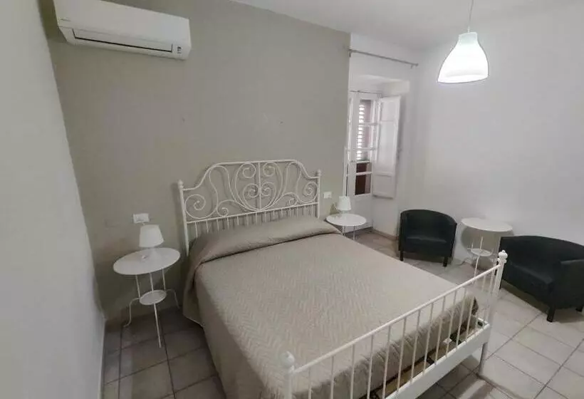 Hotelli B&b Del Carmine