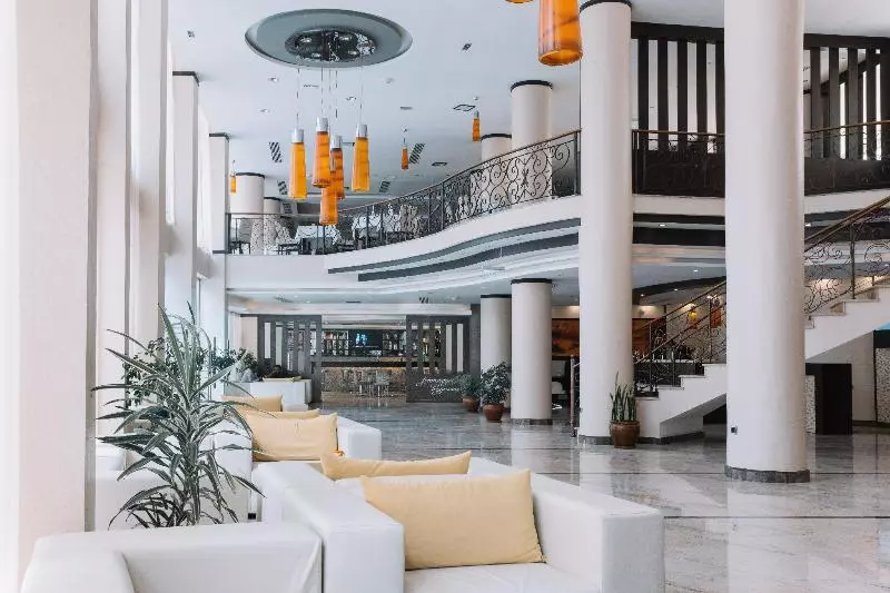 هتل Best Western Plus Addis Ababa