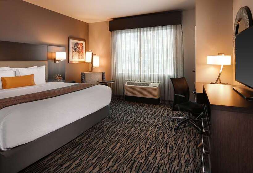 Отель Best Western Plus Executive Residency Baytown