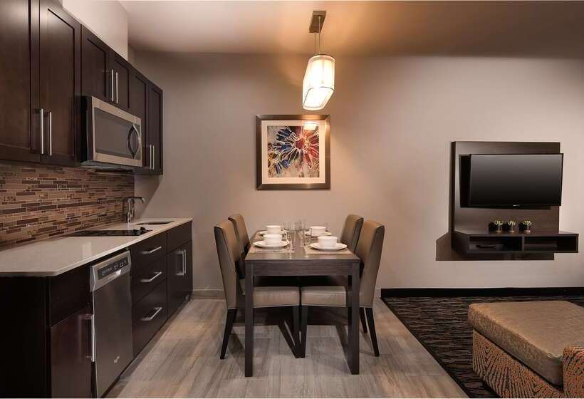 Отель Best Western Plus Executive Residency Baytown