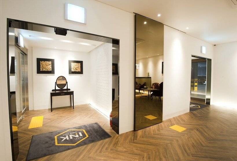 Hotel Ink