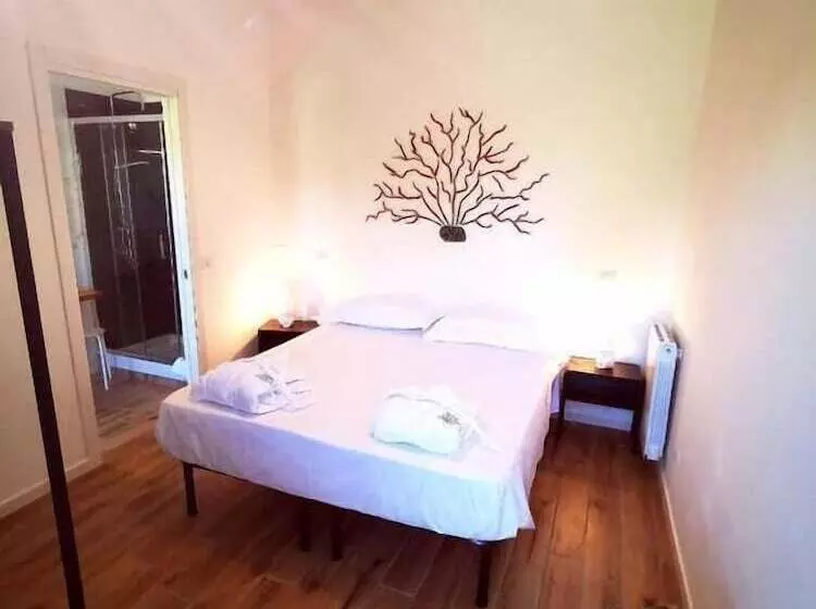 Hotelli Il Giardino Dei Pini