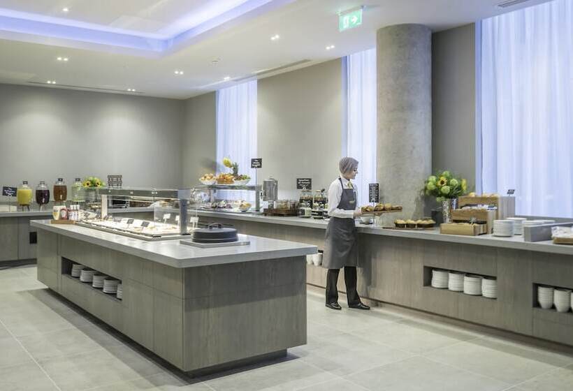 Maldron Hotel Belfast City