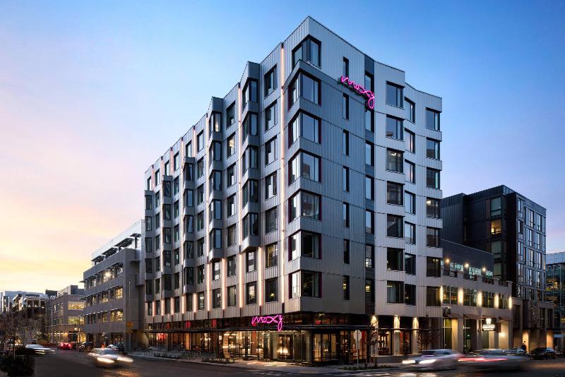 Отель Moxy Seattle Downtown