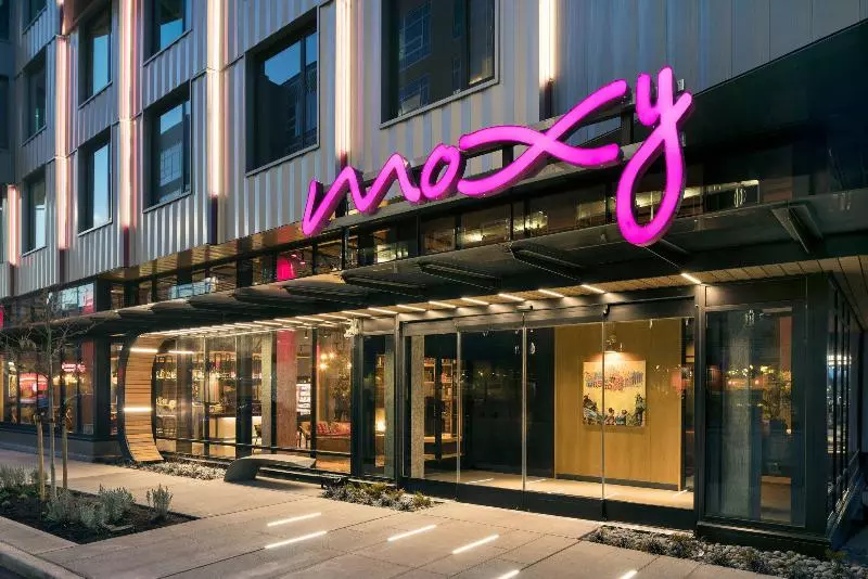 ホテル Moxy Seattle Downtown