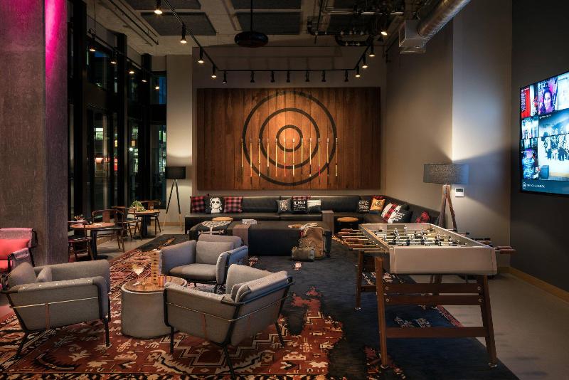 Отель Moxy Seattle Downtown