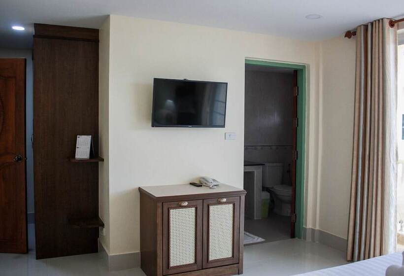 فندق Panjai's Place