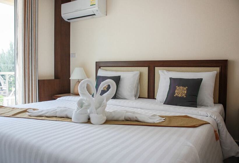 فندق Panjai's Place