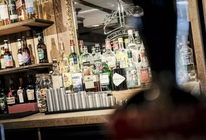 Hotelli The Crown Inn