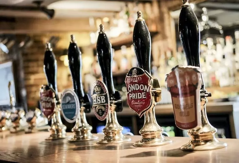 Hotelli The Crown Inn