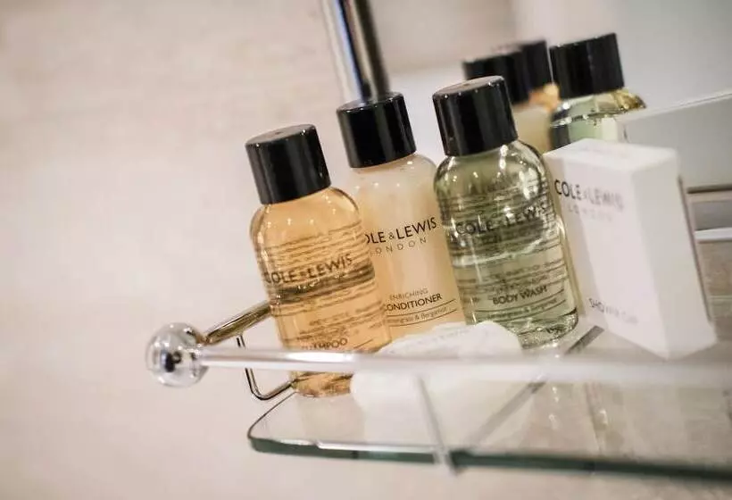 Hotelli The Crown Inn