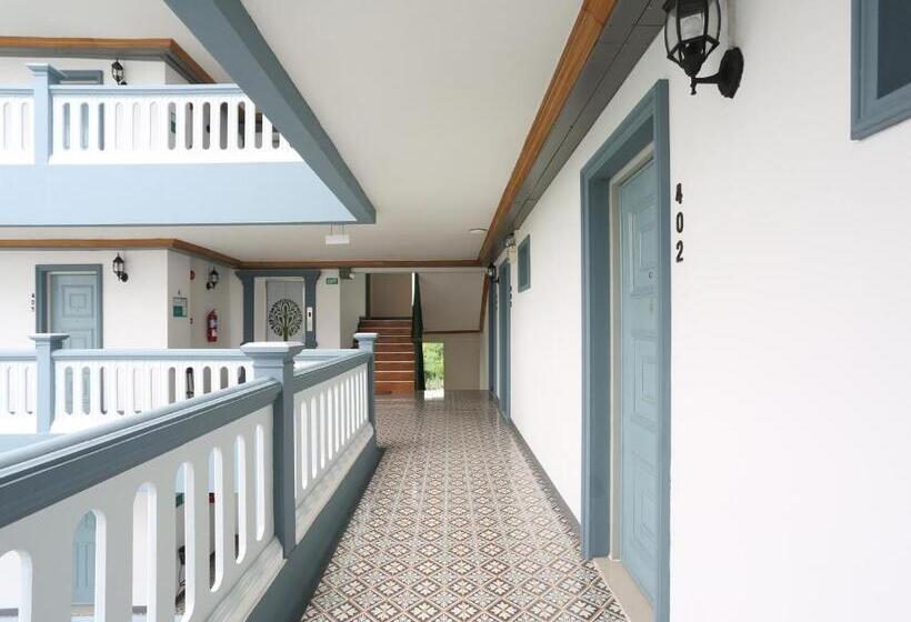 בית מלון כפרי The Lilly