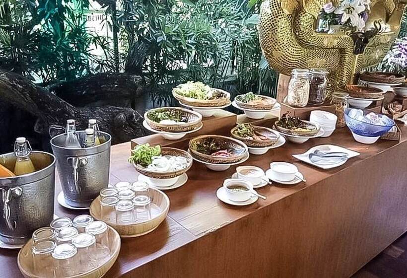 בית מלון כפרי The Nine Thipthara Klongson Resort