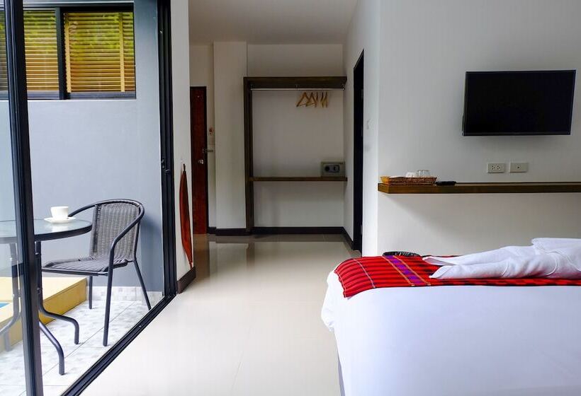 فندق The Umbrella House   Sha Extra Plus