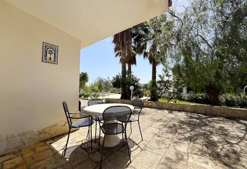 La Maison One B&b