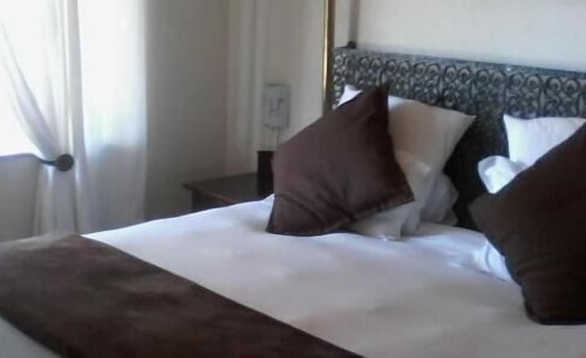 פנסיון Belladona Guesthouse