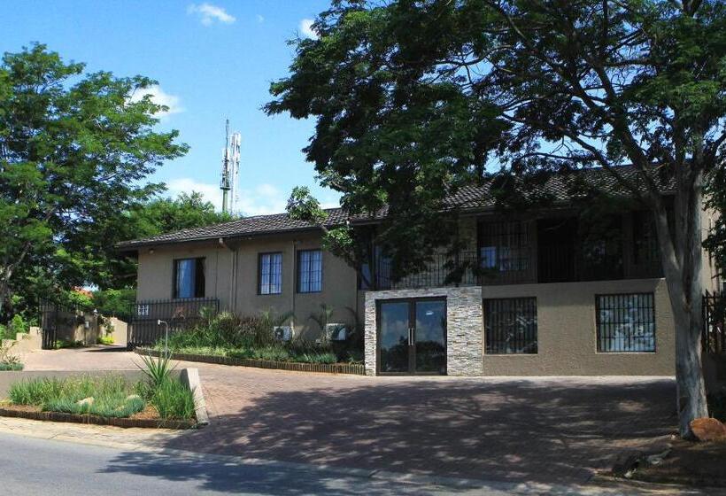 פנסיון Belladona Guesthouse