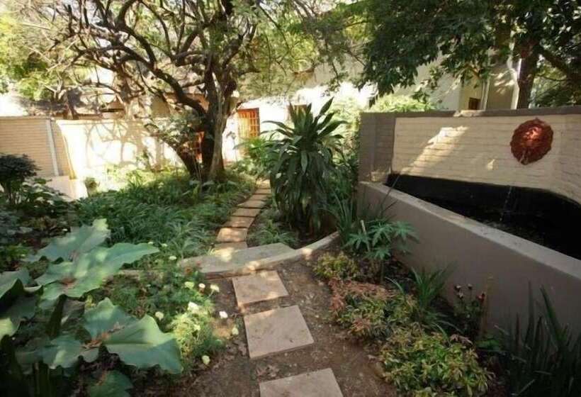 פנסיון Monchique Boutique Guest House