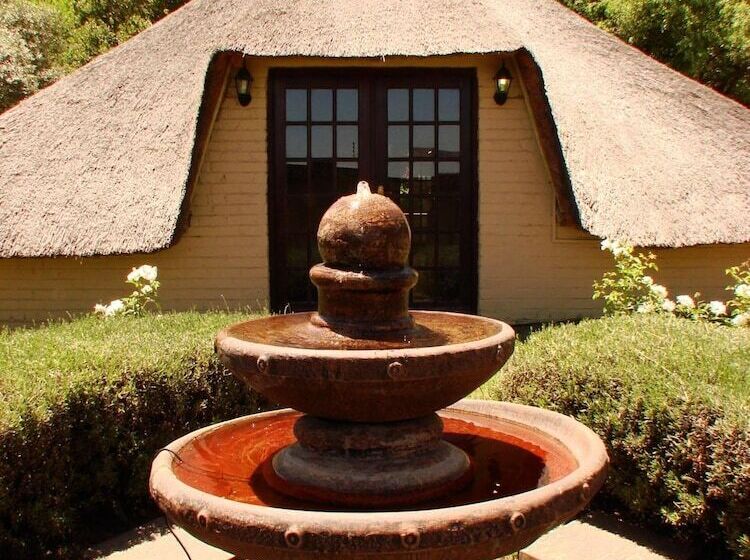 פנסיון Monchique Boutique Guest House