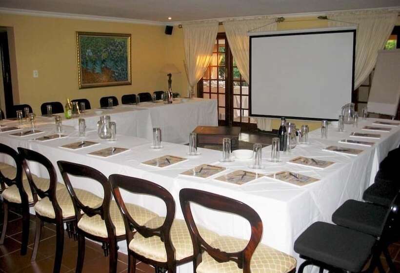 פנסיון Monchique Boutique Guest House