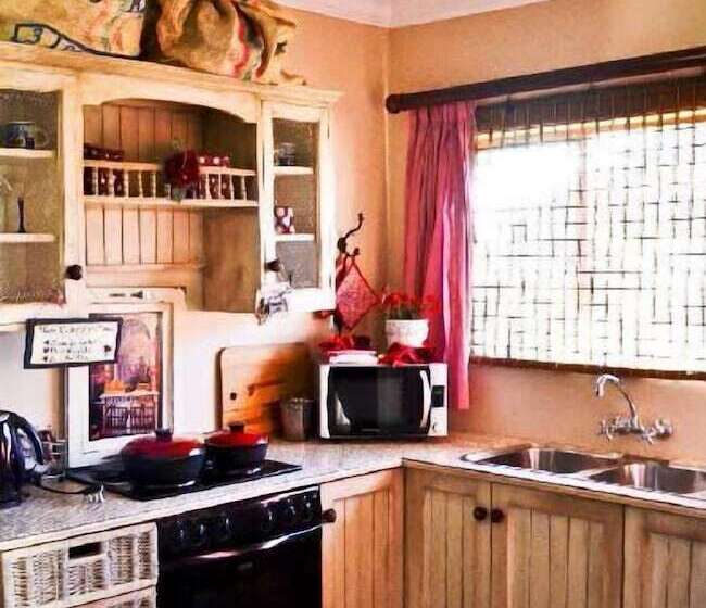 膳宿费 Villa Afriq