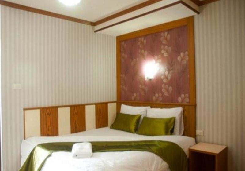 Hotel Sorrento And Residence