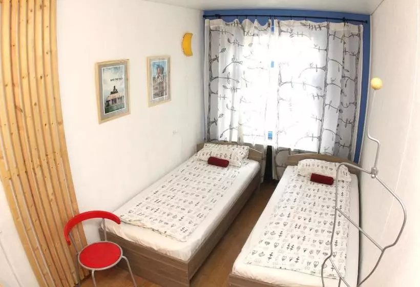 Hostel Bedandbike Rooms