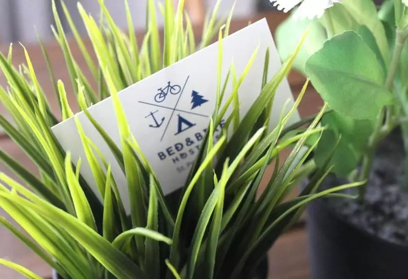 Hostel Bedandbike Rooms