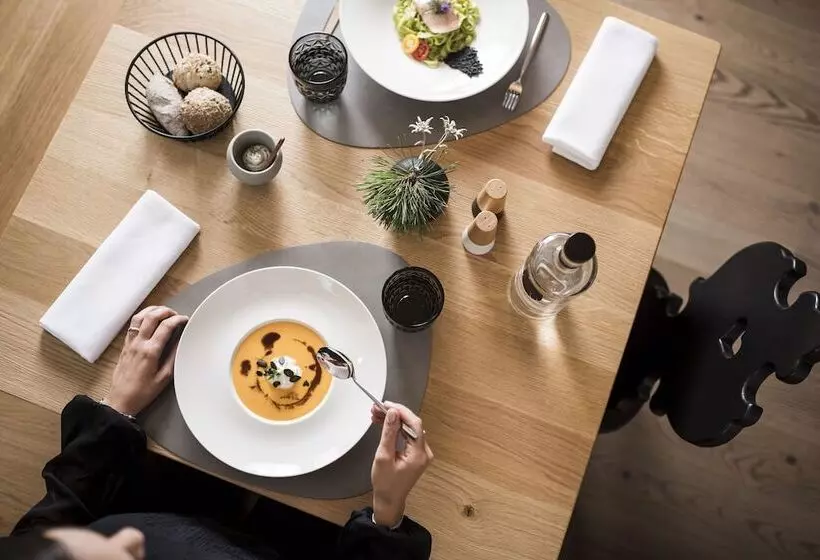 Alpinhotel Vajolet   Adults Only