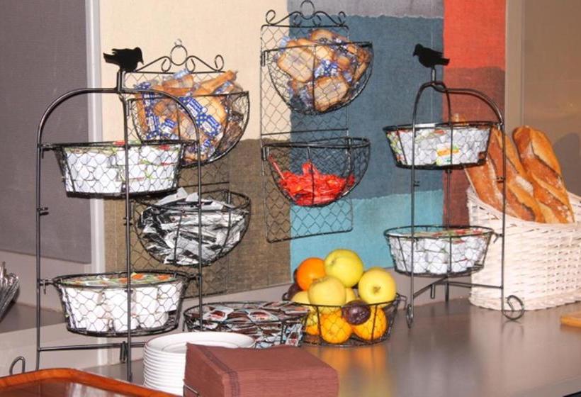 فندق Brit  Guinguet   Lyon L Arbresle