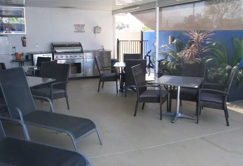 Charm City Motel