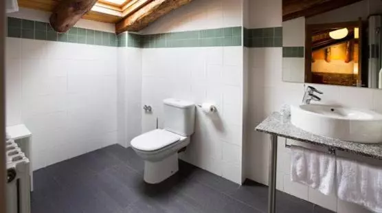 Hotelli Allotjament Rural Cal Miquel