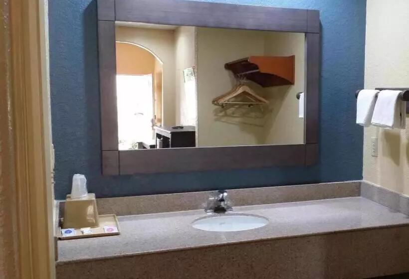 ホテル Americas Best Value Inn & Suites Houston Ne