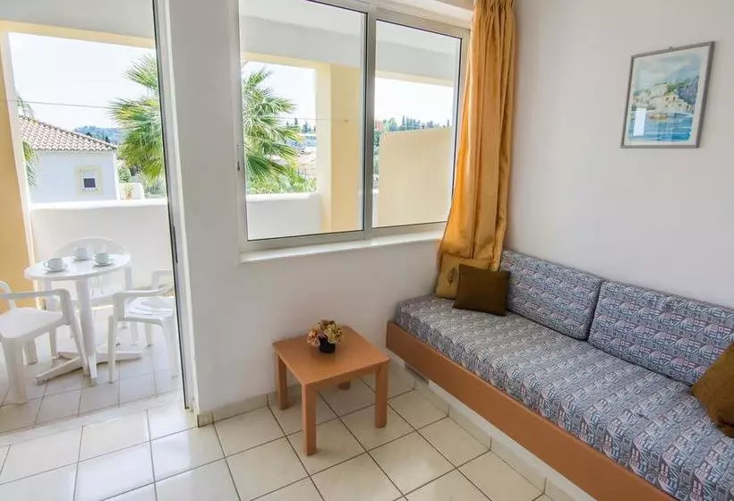 Hotelli Asteraki Apart