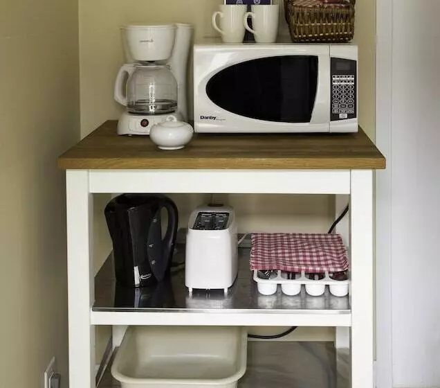 Hotelli Elevate Rooms Parkside Retreat B&b