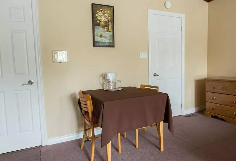 Hotelli Elevate Rooms Parkside Retreat B&b