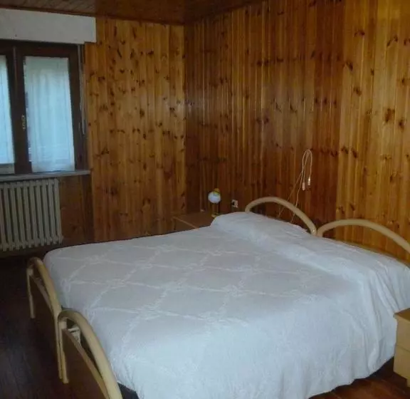 Hotelli Fior Di Roccia