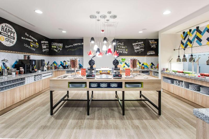 בית מלון כפרי Hampton By Hilton Gdansk Oliwa