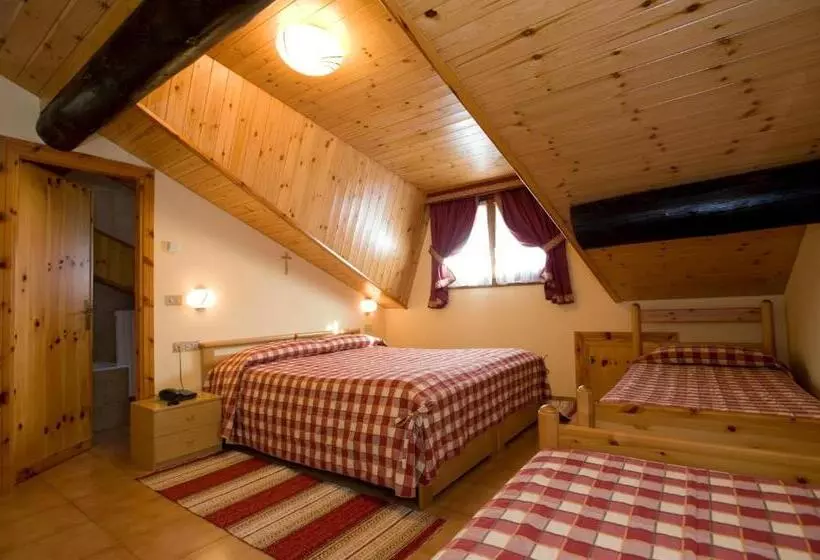 Hotelli I Rododendri