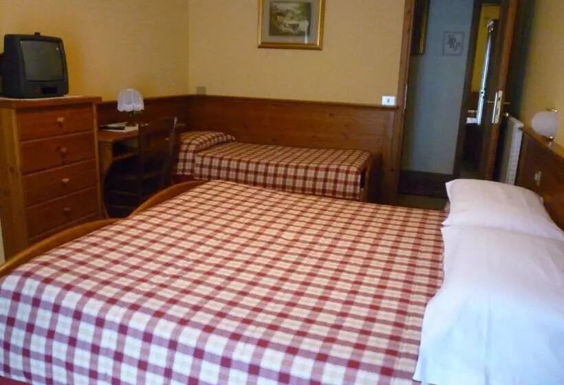 Hotelli I Rododendri